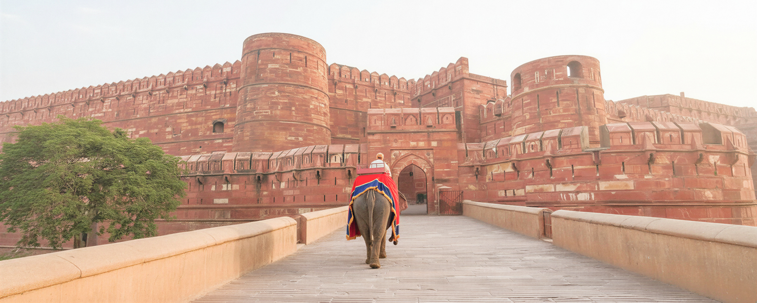 Discovering Agra A Guide to Its Iconic Monuments2