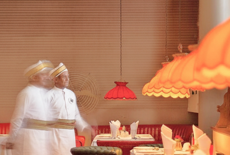 Kolkatas Must Visit Places for Local Bengali Food1