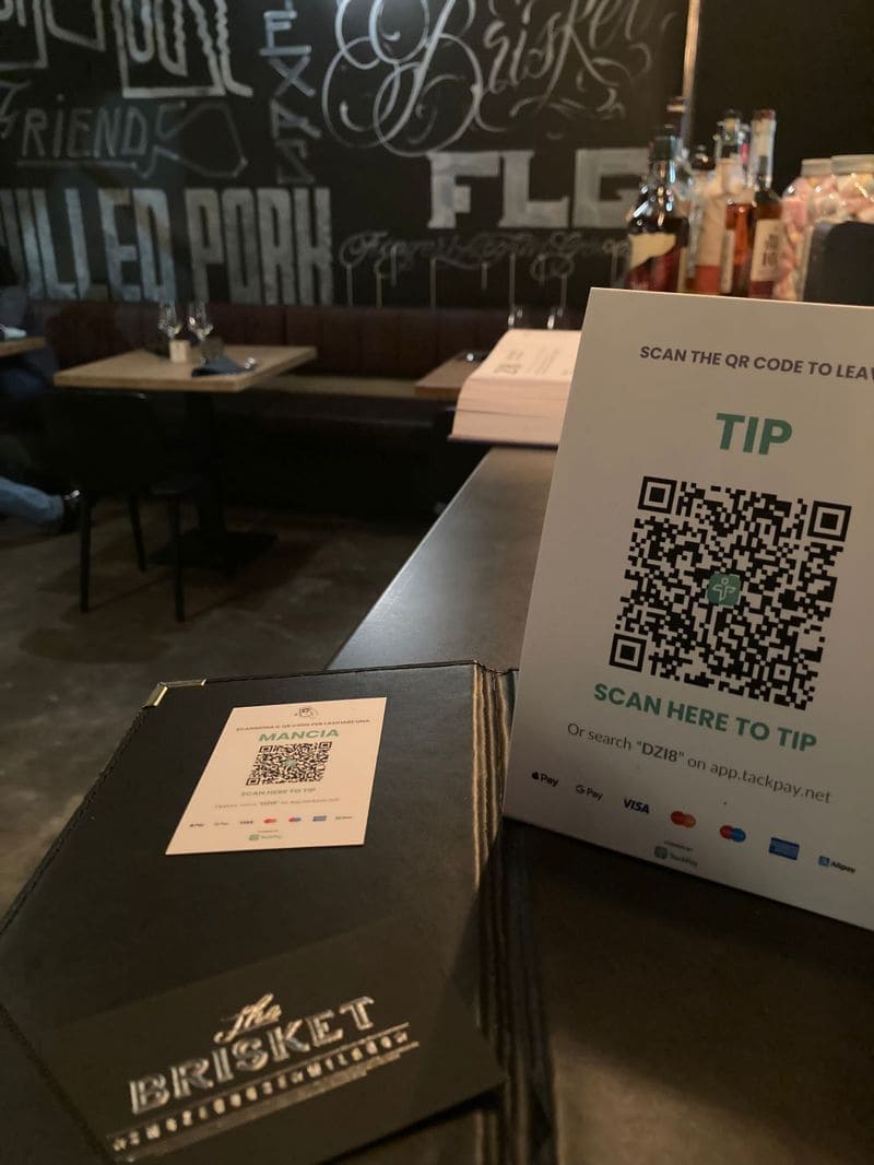 restaurant tip cashless