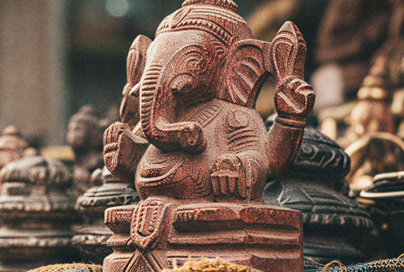 Souvenir Shopping in Mumbai 10 Unique Gifts to Take Home1 1