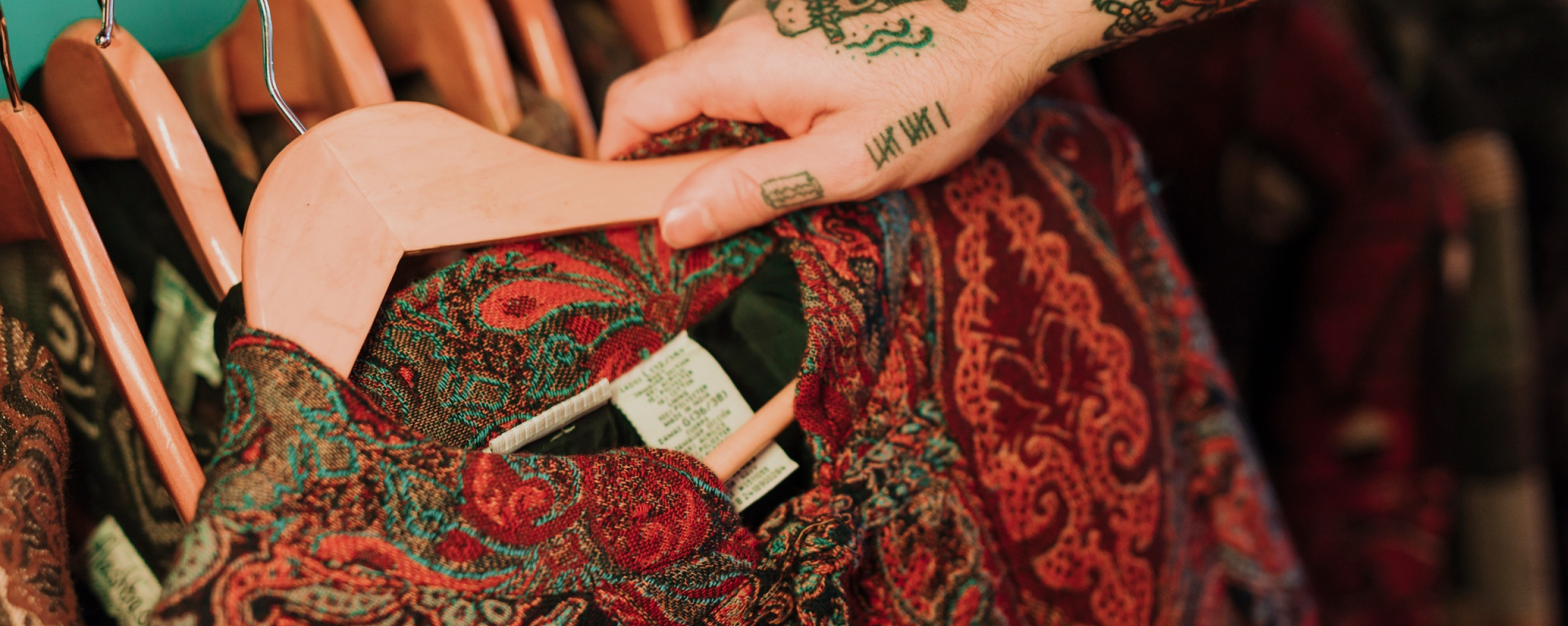 Pondy Bazaar to Luxe Boutiques Where Chennai Shops Fashion2