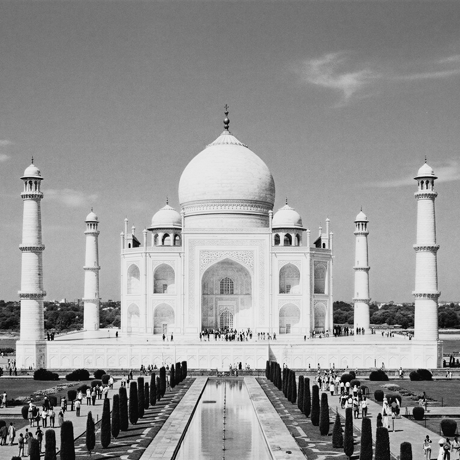 agra square bw